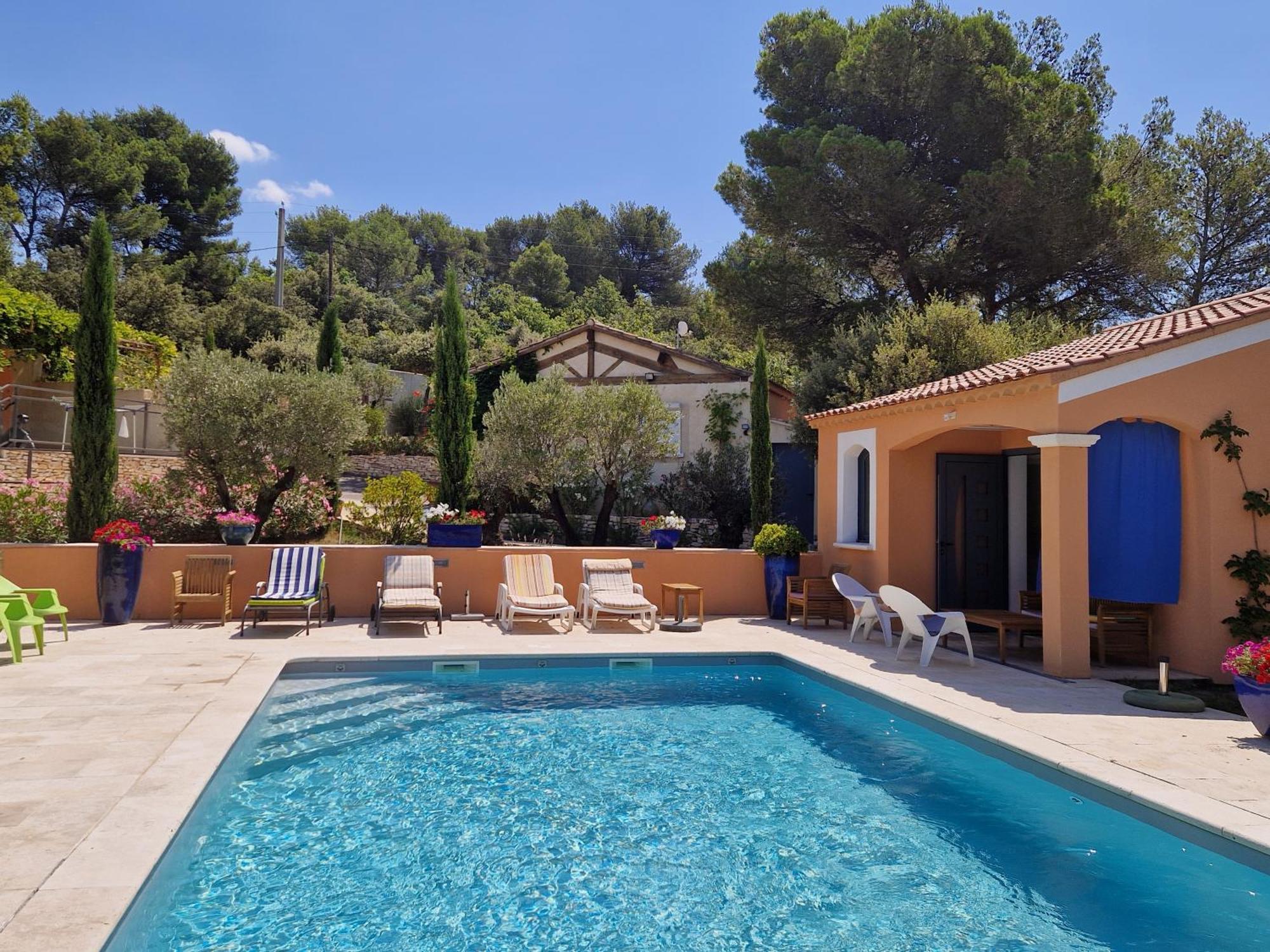 Villa La Cigaliere LʼIsle-sur-la-Sorgue Esterno foto